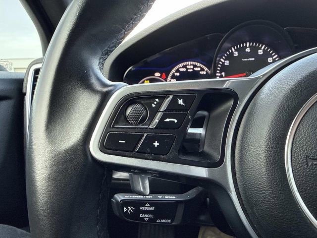 Used 2019 Porsche Cayenne image 27