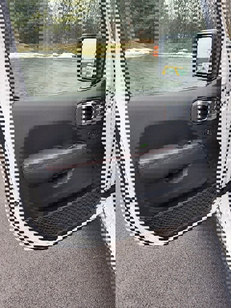 New 2026 Jeep Wrangler Unlimited Rubicon image 8