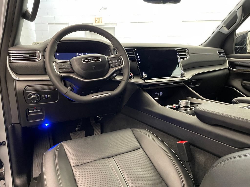 New 2026 Jeep Grand Wagoneer 2WD image 12