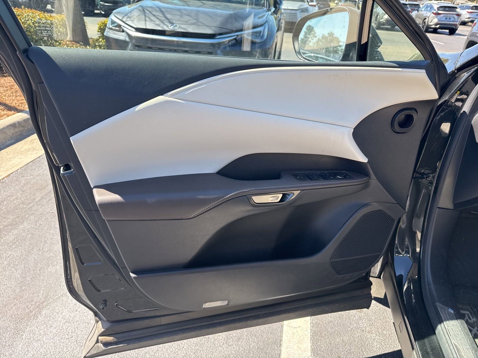 Used 2023 Lexus RX 350 Premium w/ Cold Area Package image 10