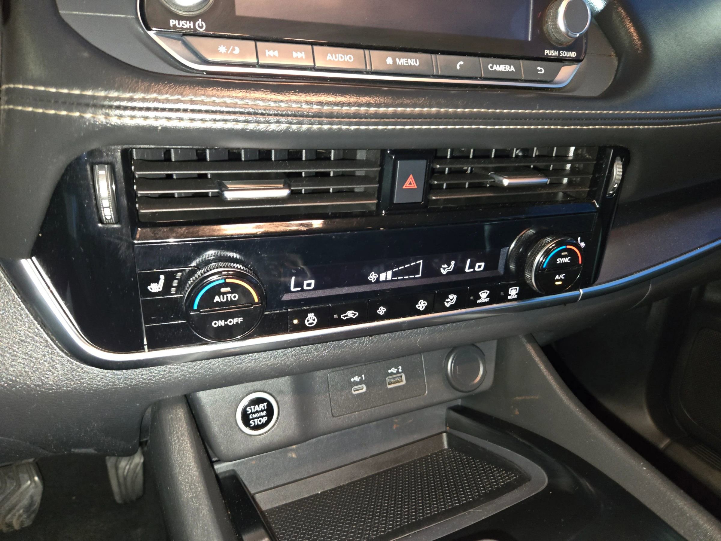 Used 2021 Nissan Rogue SV w/ Premium Package image 38