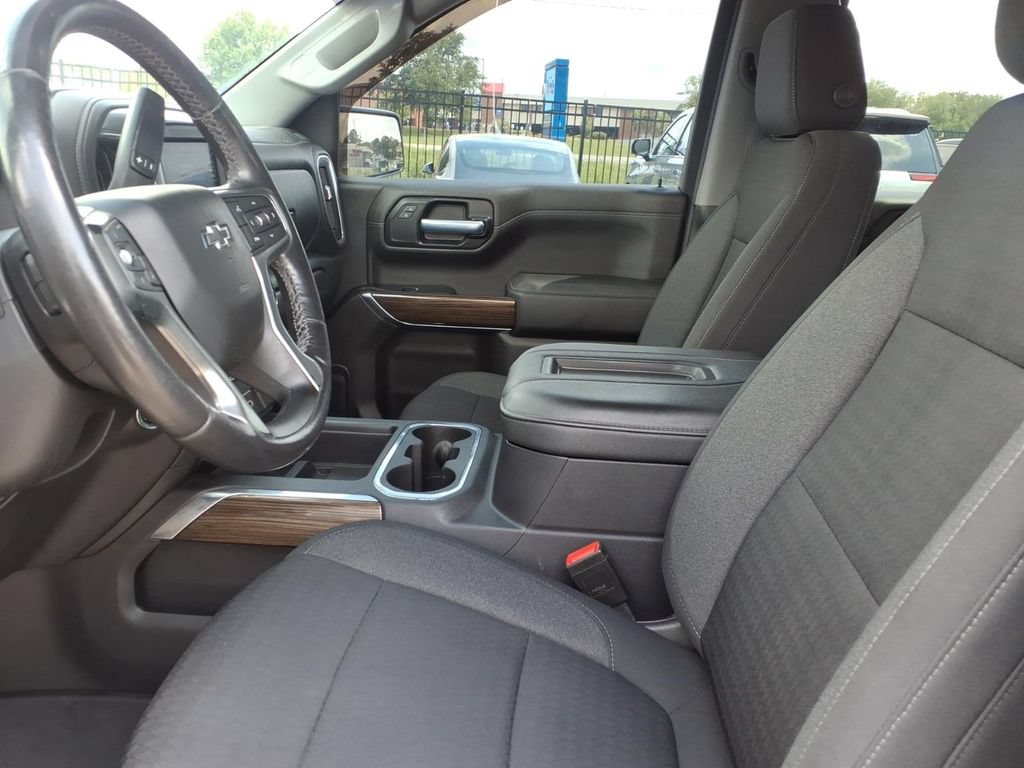 Used 2021 Chevrolet Silverado 1500 LT Trail Boss w/ Bed Protection Package AWD/4WD image 24