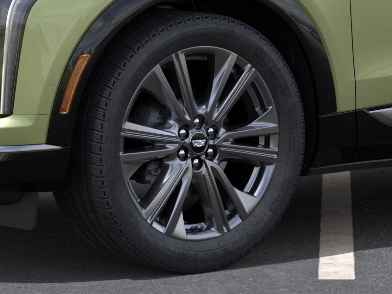 New 2027 Cadillac Optiq Premium Sport w/ LPO, Floor Liner Package AWD/4WD image 9