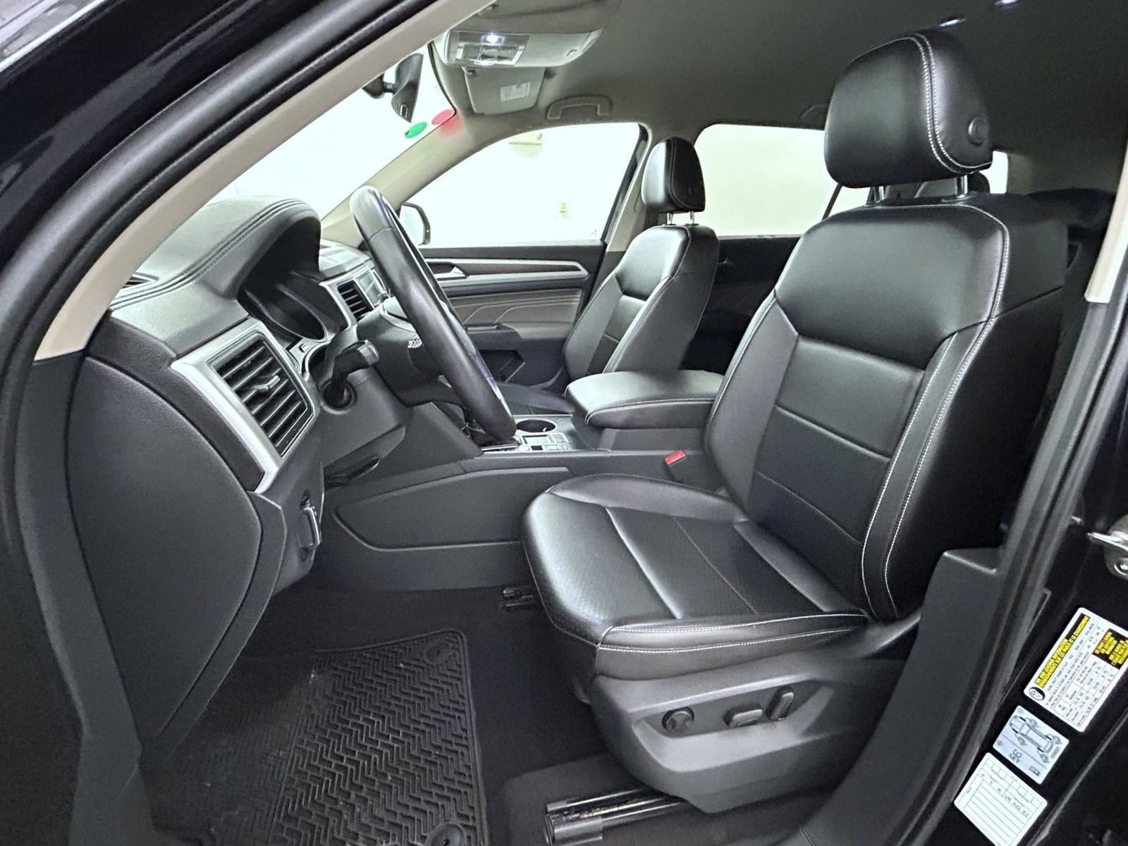 Used 2021 Volkswagen Atlas SE image 10