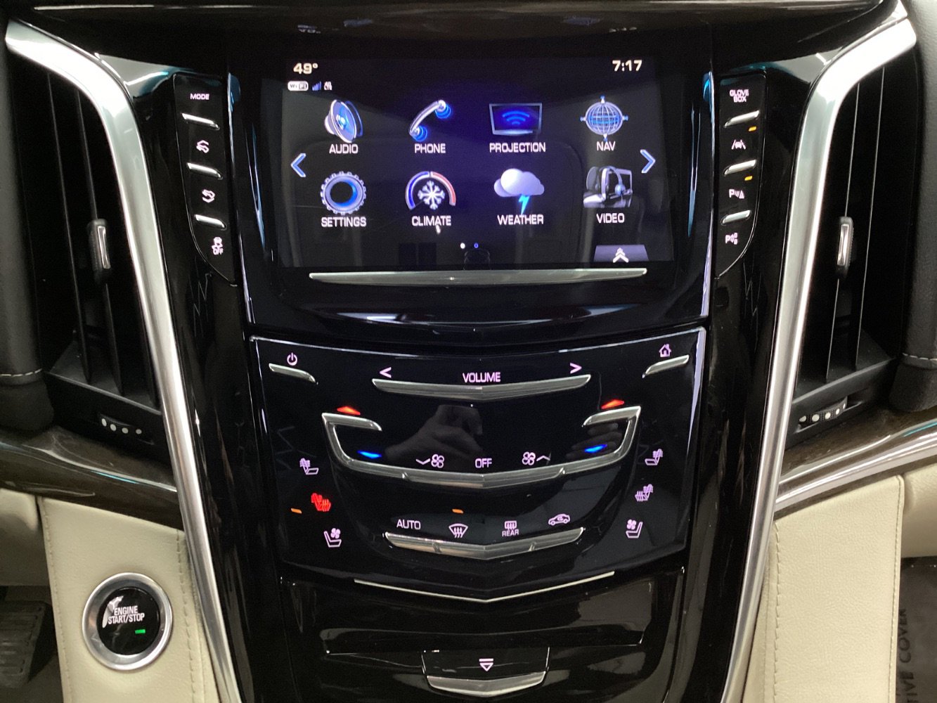 Used 2020 Cadillac Escalade Luxury image 33