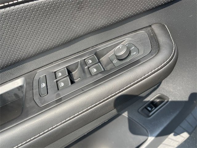 Used 2024 Volkswagen Atlas SEL Premium R-Line image 13