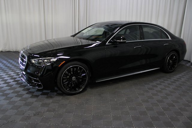 New 2026 Mercedes-Benz S 500 4MATIC image 3