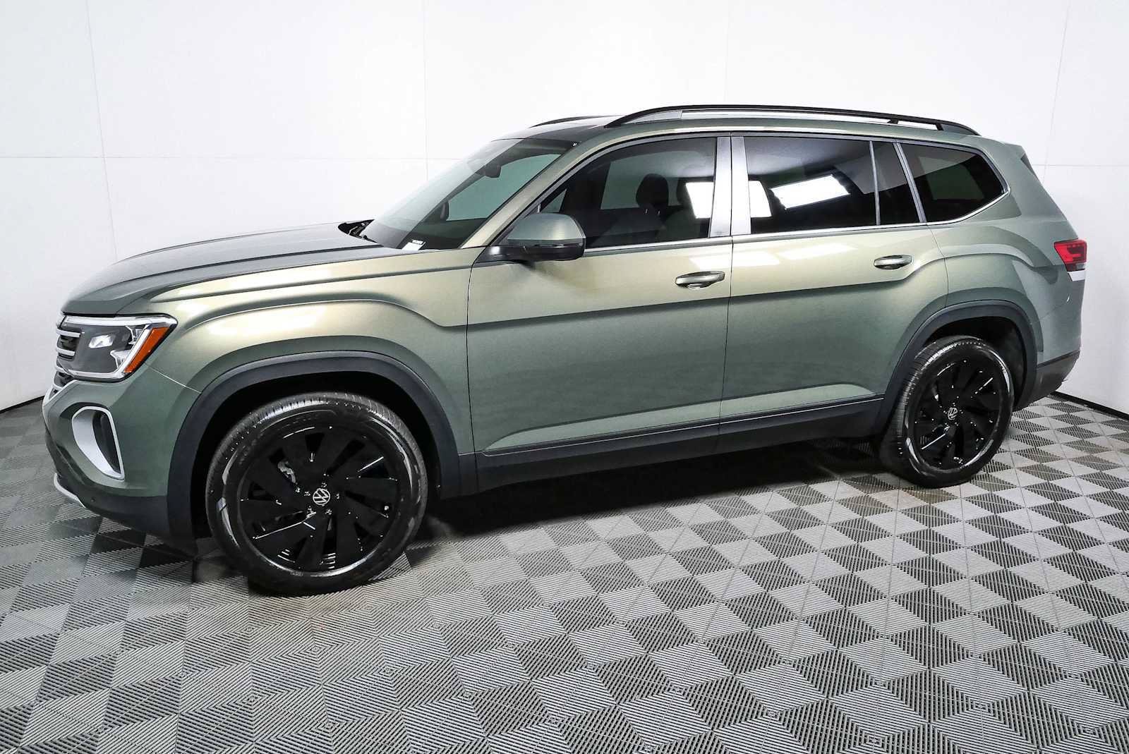 New 2026 Volkswagen Atlas SE AWD/4WD image 35