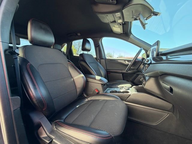 Used 2024 Ford Escape ST-Line AWD/4WD image 17