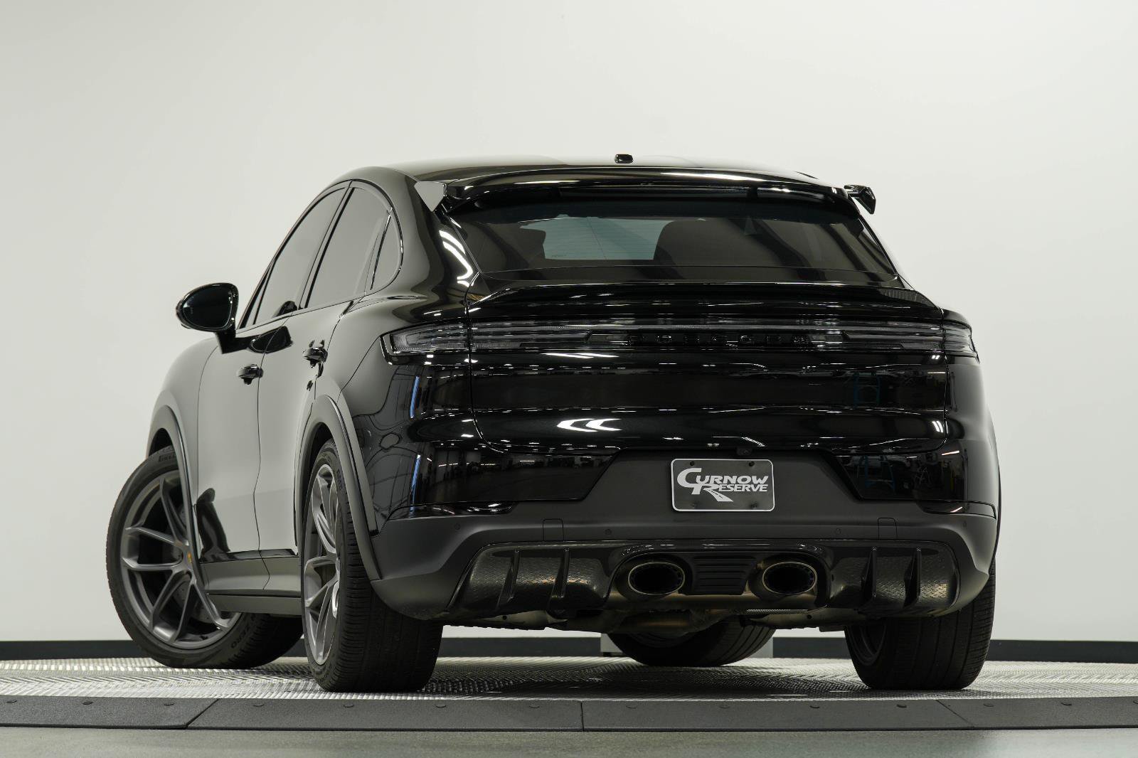Used 2024 Porsche Cayenne Turbo GT AWD/4WD image 43