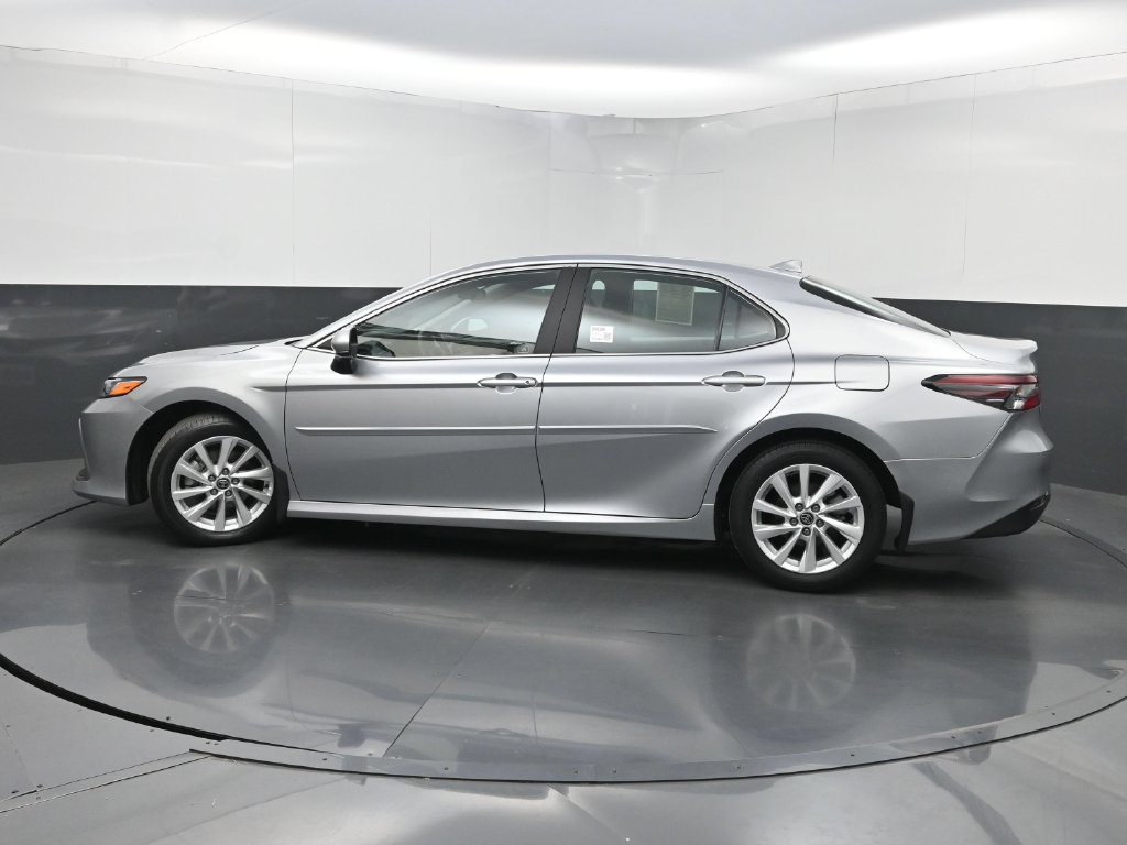 Used 2024 Toyota Camry LE FWD image 40