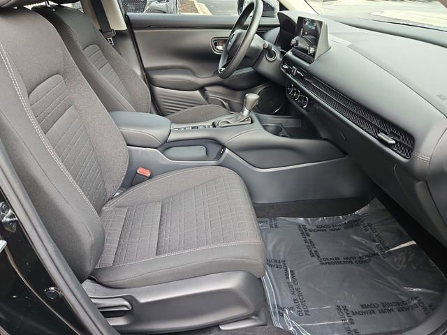 Used 2025 Honda HR-V LX image 18