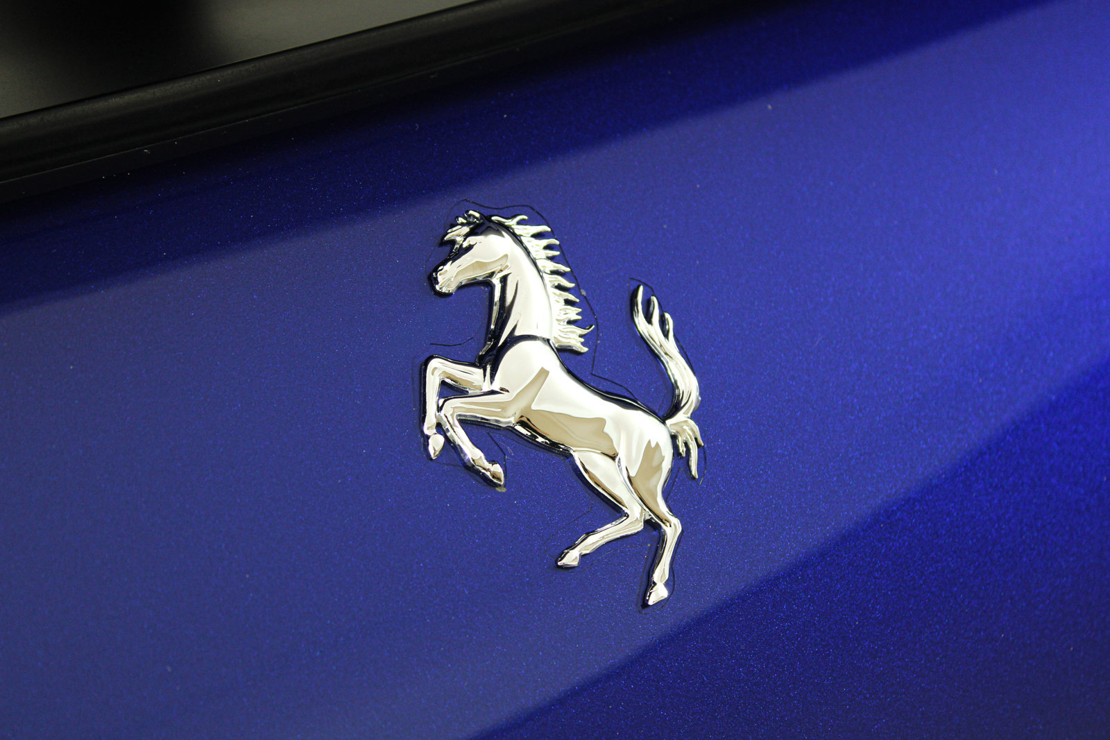 Certified 2023 Ferrari F8 Tributo RWD image 39