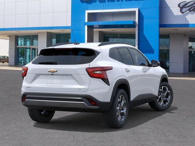 New 2026 Chevrolet Trax LT w/ Driver Confidence Package FWD image 4