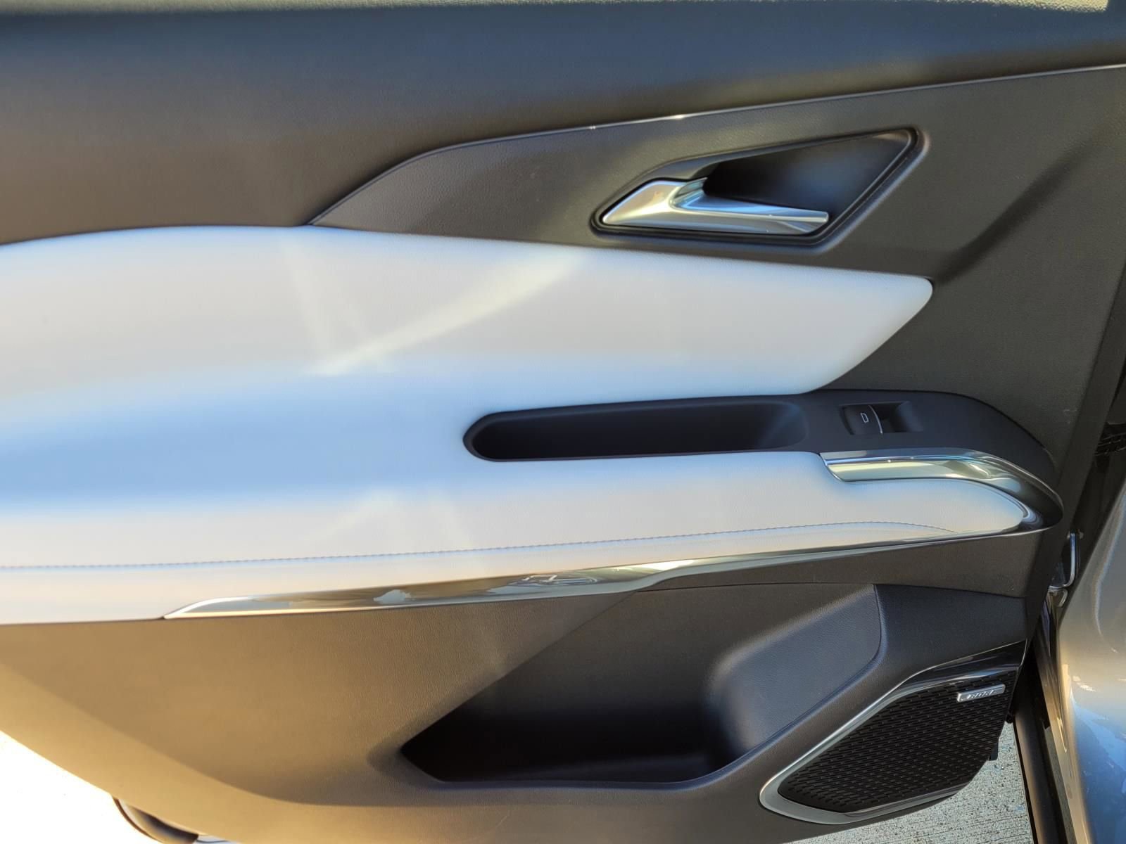 New 2026 Chevrolet Traverse High Country image 9