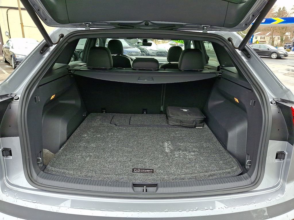 Used 2023 Volkswagen Atlas Cross Sport SEL image 30