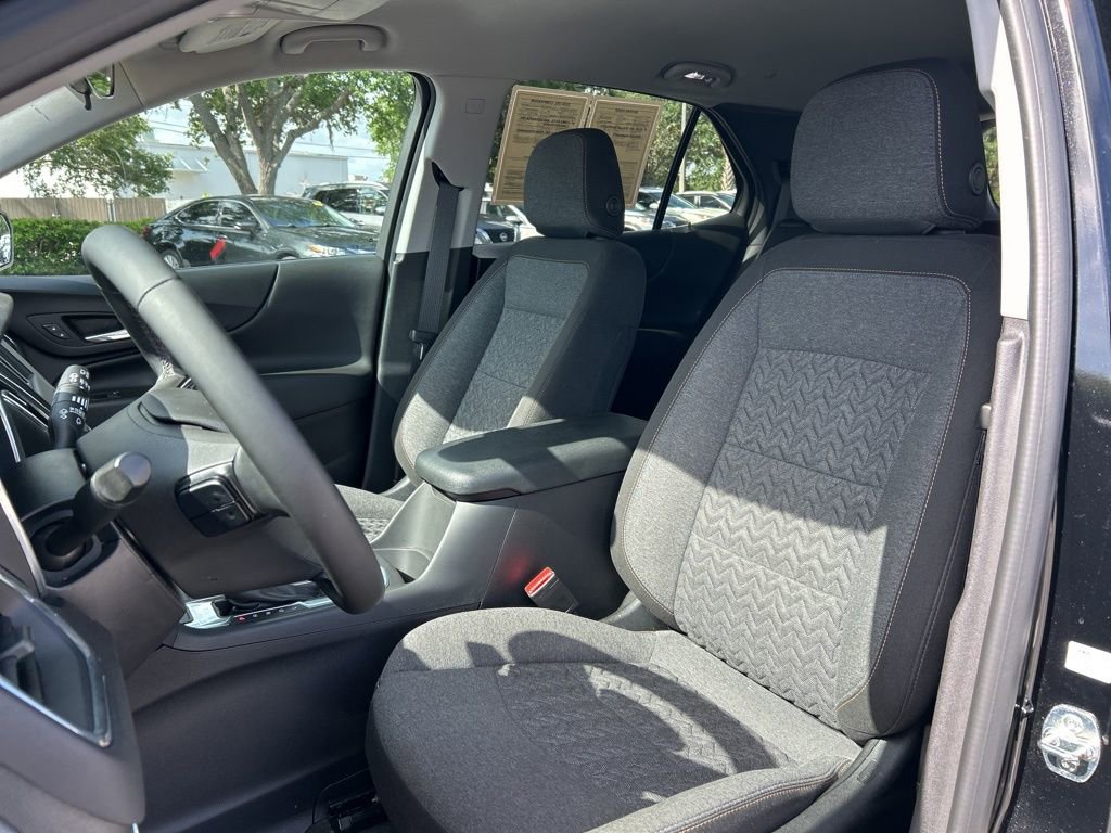 Used 2024 Chevrolet Equinox LT AWD/4WD image 21