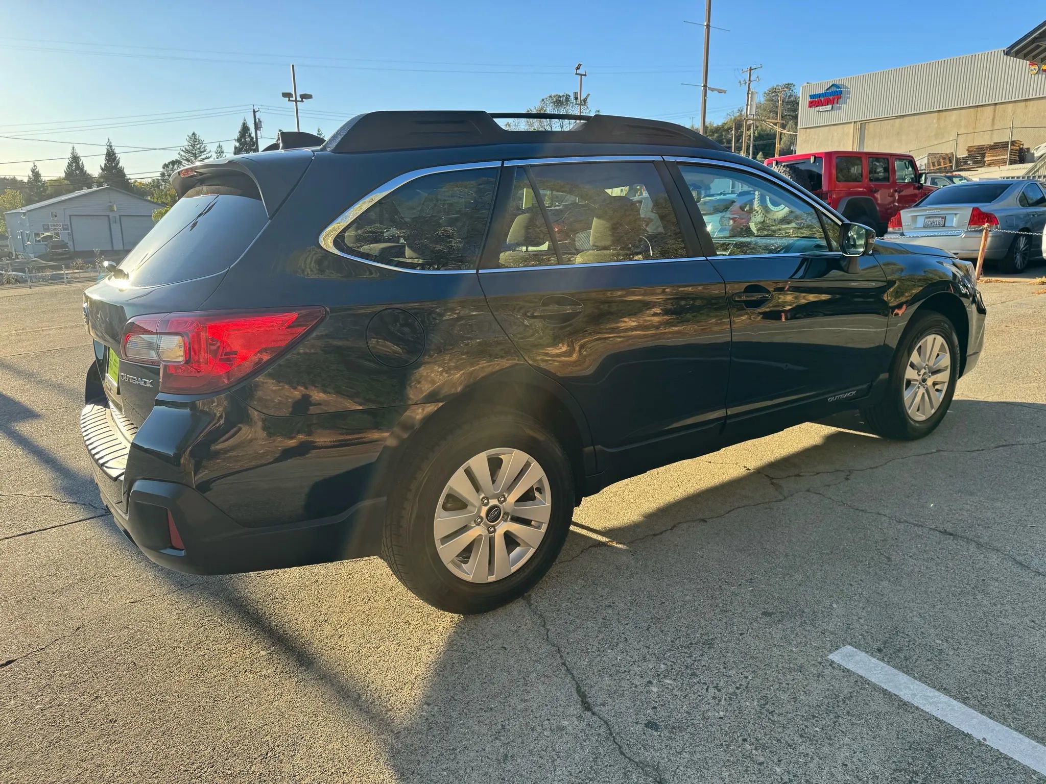 Used 2019 Subaru Outback 2.5i Premium image 8