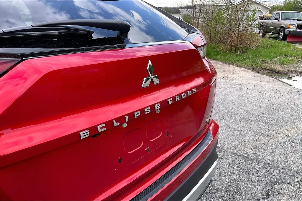 Used 2022 Mitsubishi Eclipse Cross SE image 8