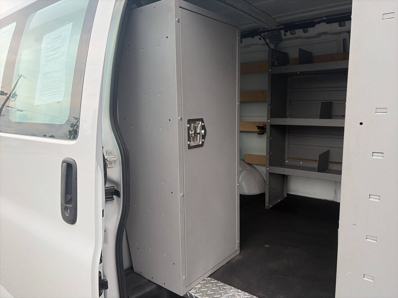Used 2019 GMC Savana 2500 w/ Driver Convenience Package RWD image 20