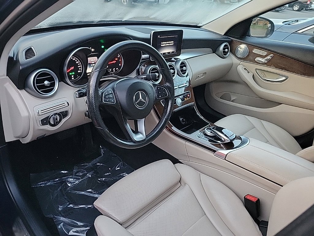 Used 2015 Mercedes-Benz C 300 4MATIC Sedan image 7