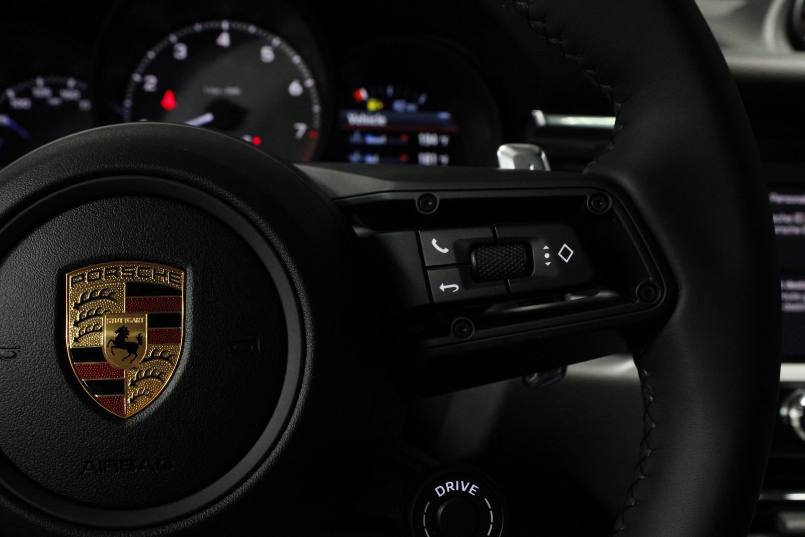 New 2026 Porsche Macan S AWD/4WD image 32