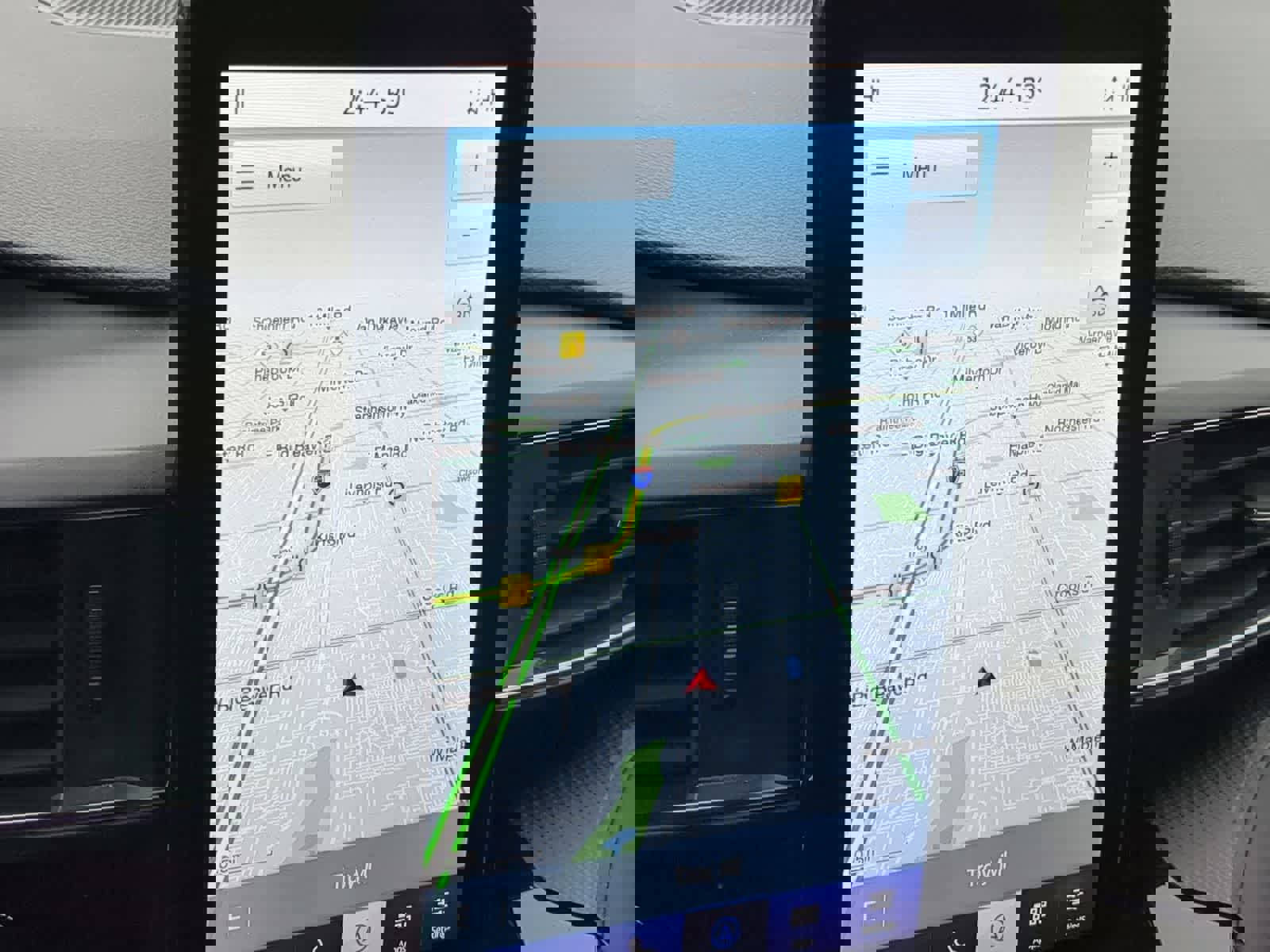 Used 2022 Ford Explorer ST w/ Equipment Group 401A image 28