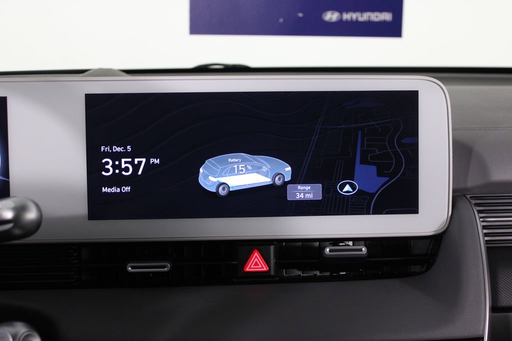 Certified 2022 Hyundai Ioniq 5 Limited w/ Cargo Package image 7