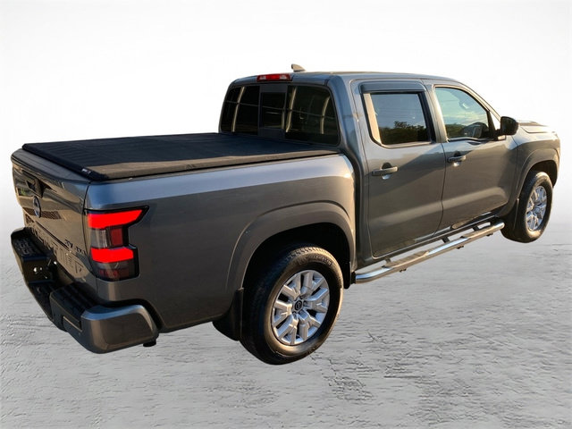 Used 2022 Nissan Frontier SV AWD/4WD image 2