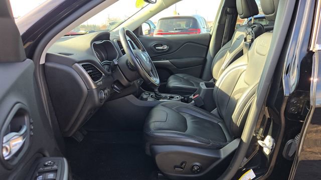 Certified 2020 Jeep Cherokee Limited image 4