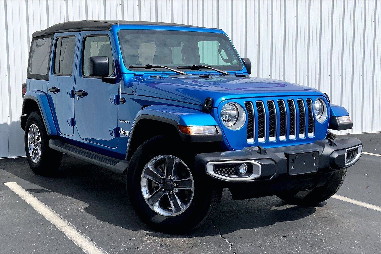 Used 2023 Jeep Wrangler Sahara w/ Cold Weather Group image 2