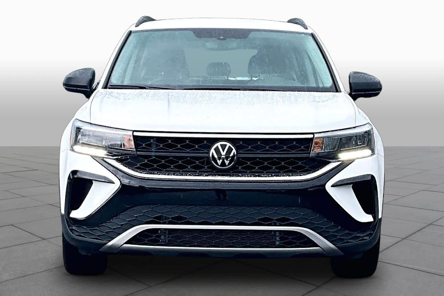 Used 2023 Volkswagen Taos S FWD image 3