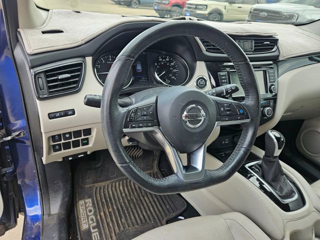 Used 2019 Nissan Rogue Sport SL w/ Premium Package image 8