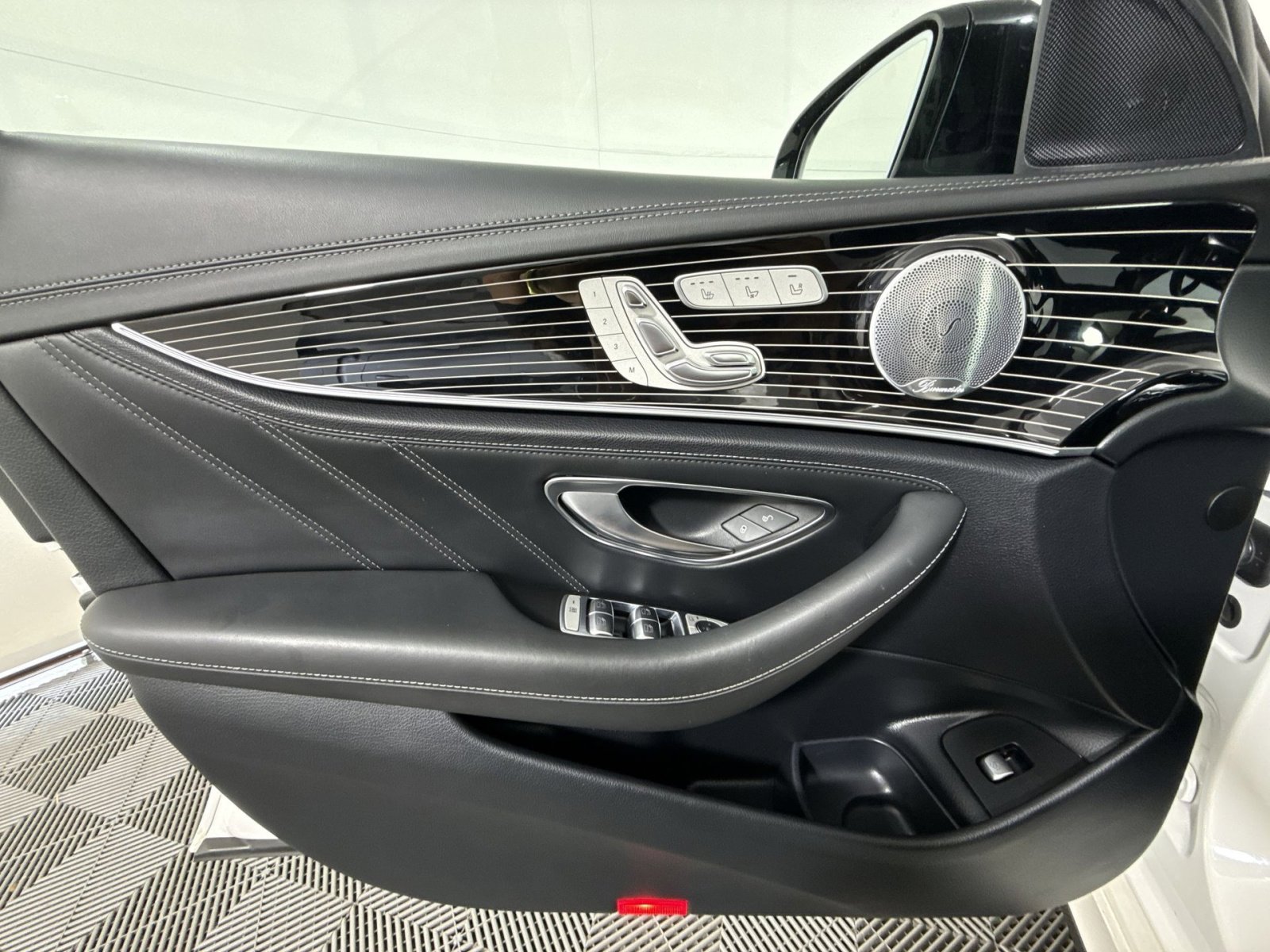 Used 2019 Mercedes-Benz E 63 AMG S image 15
