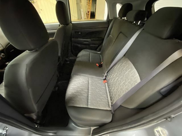 Used 2025 Mitsubishi Outlander Sport ES AWD/4WD image 22