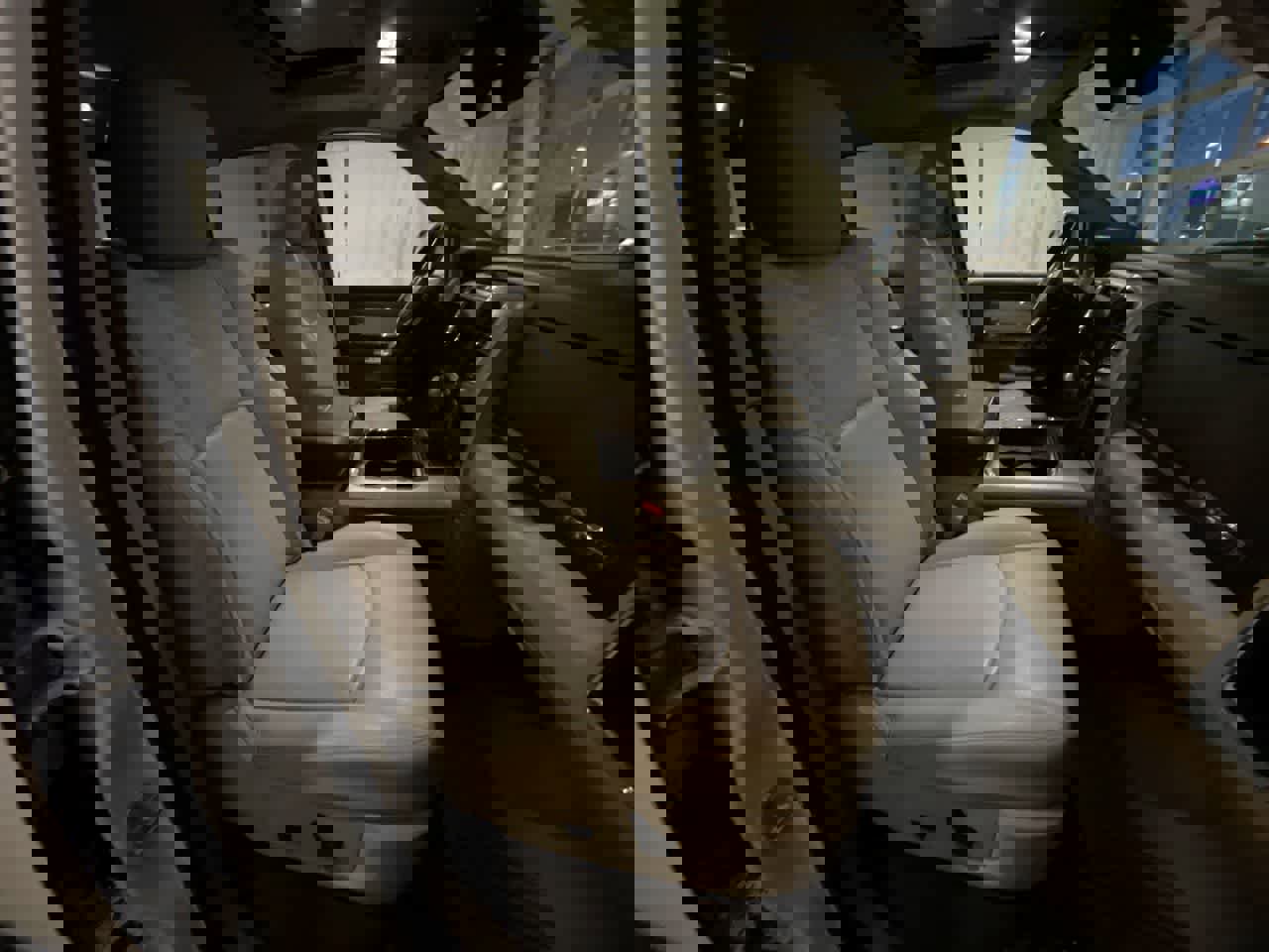 Used 2017 RAM 1500 Laramie image 25