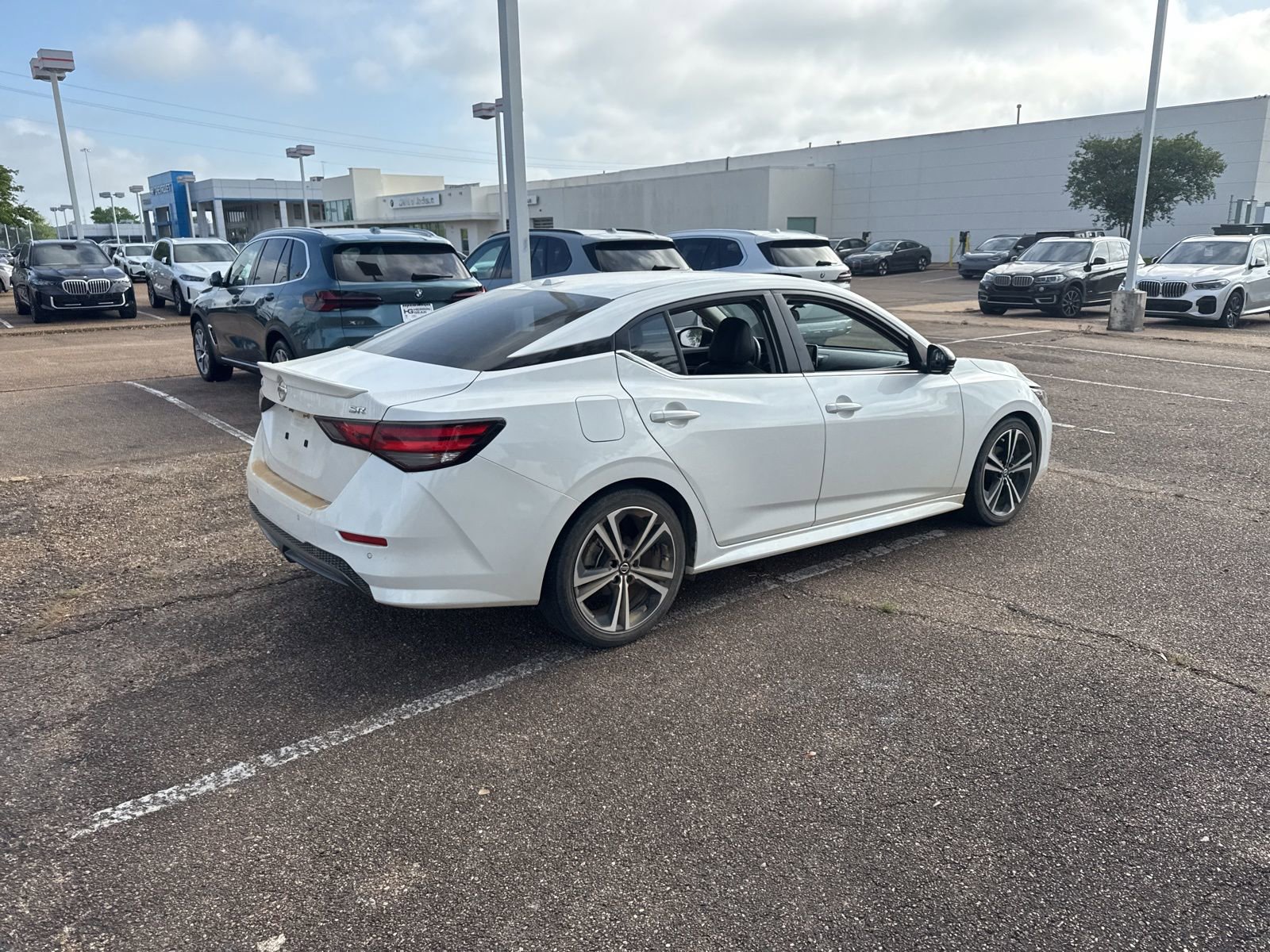 Used 2023 Nissan Sentra SR w/ SR Premium Package image 5