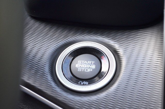 Used 2023 Jeep Grand Cherokee L Laredo image 27