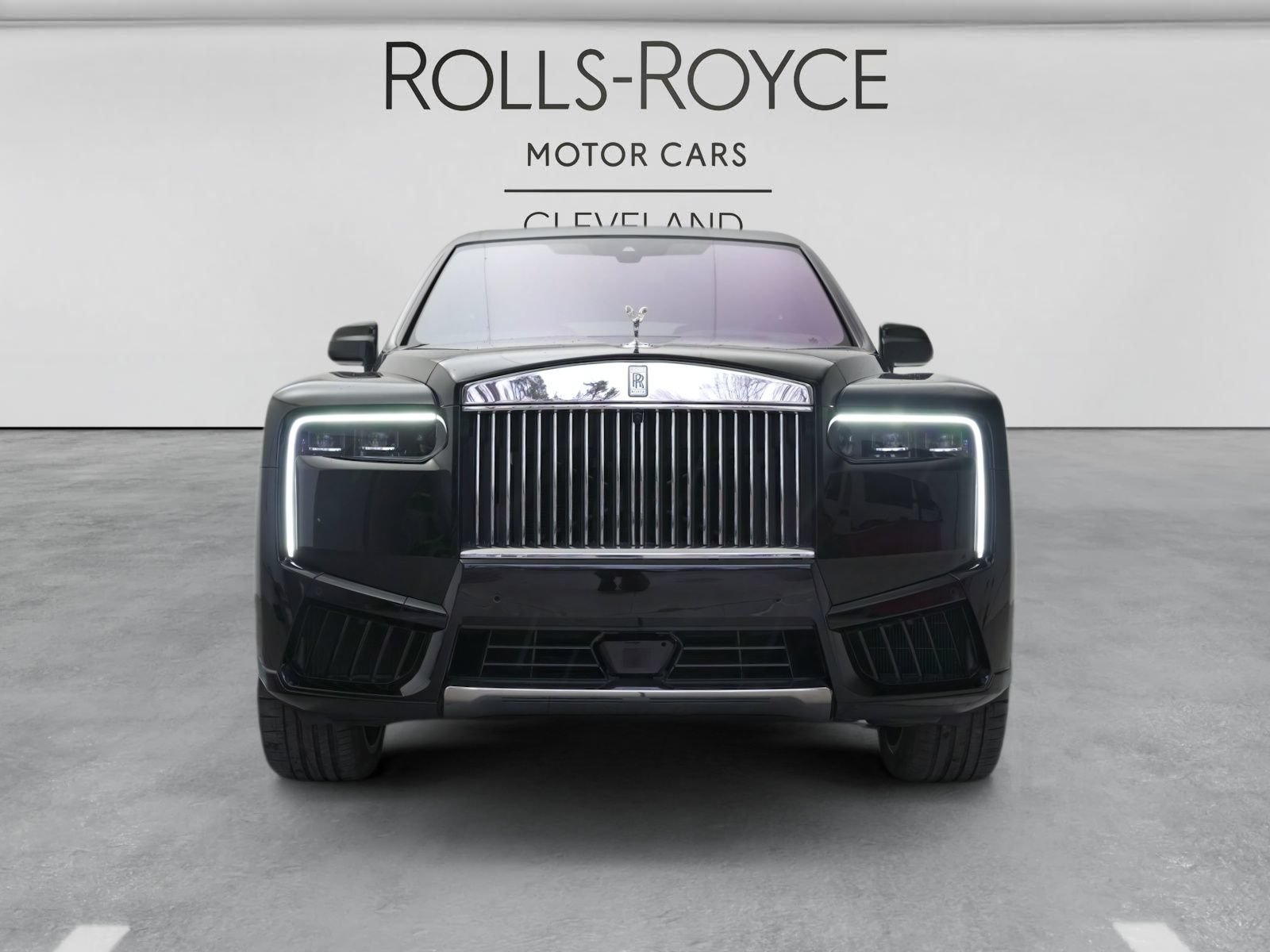 Certified 2025 Rolls-Royce Cullinan AWD/4WD image 45
