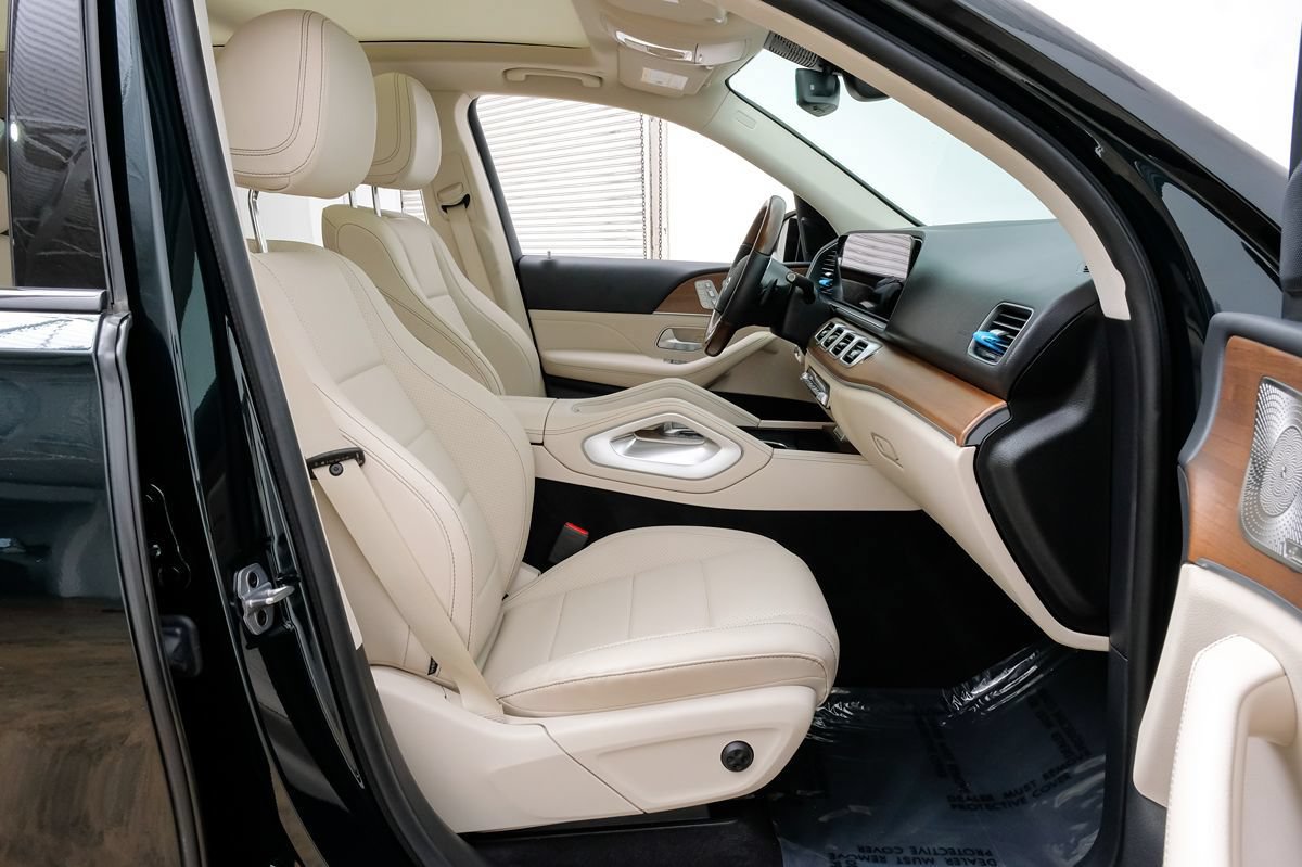 Used 2021 Mercedes-Benz GLE 350 w/ AMG Line Exterior image 28