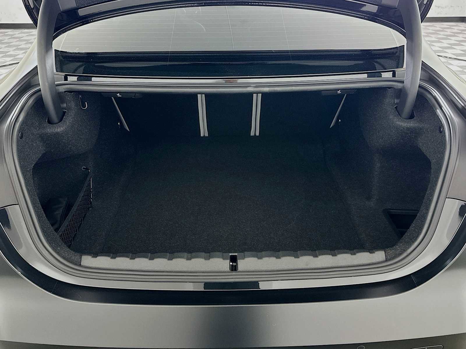 Used 2025 BMW M4 Competition image 25