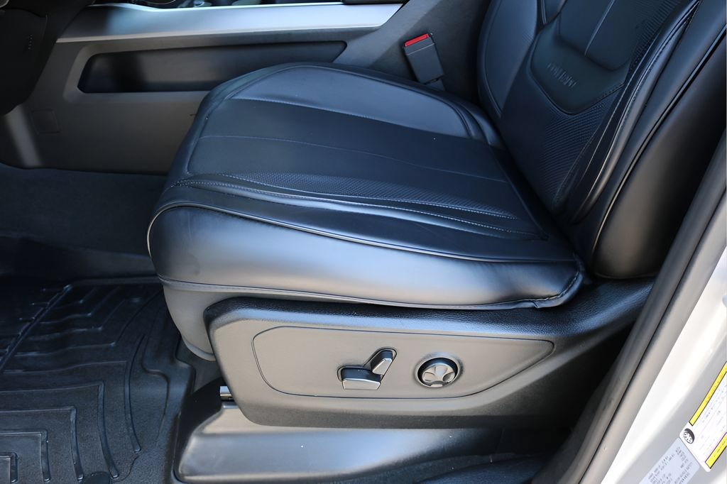 Used 2021 RAM 1500 Big Horn RWD image 13