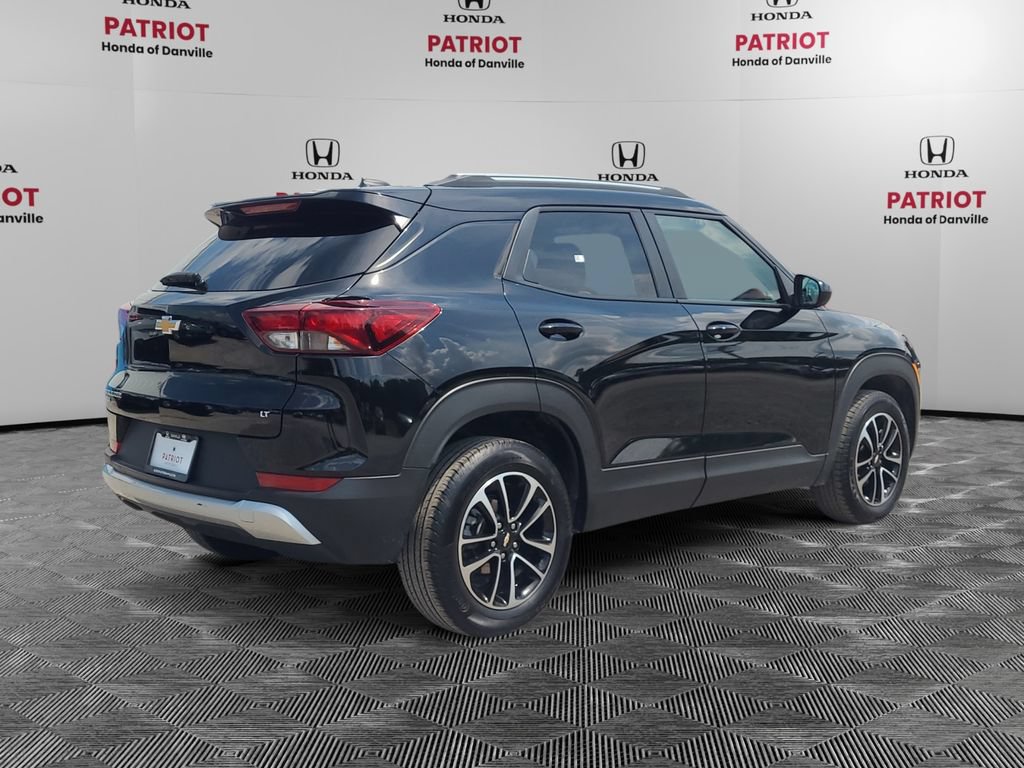 Used 2025 Chevrolet TrailBlazer LT AWD/4WD image 5