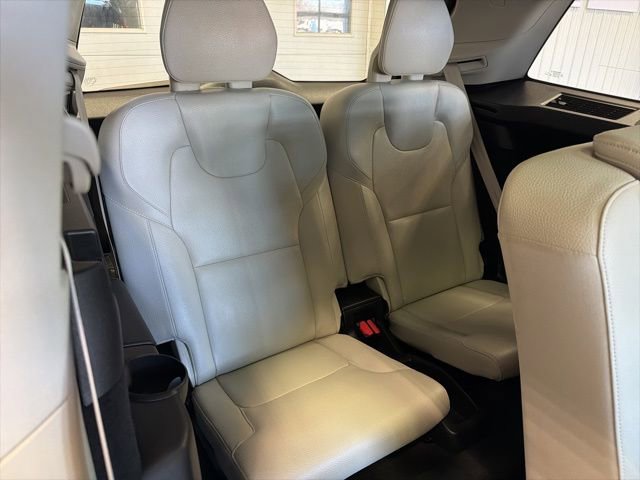 Used 2023 Volvo XC90 B5 Plus w/ Protection Package Premier image 28