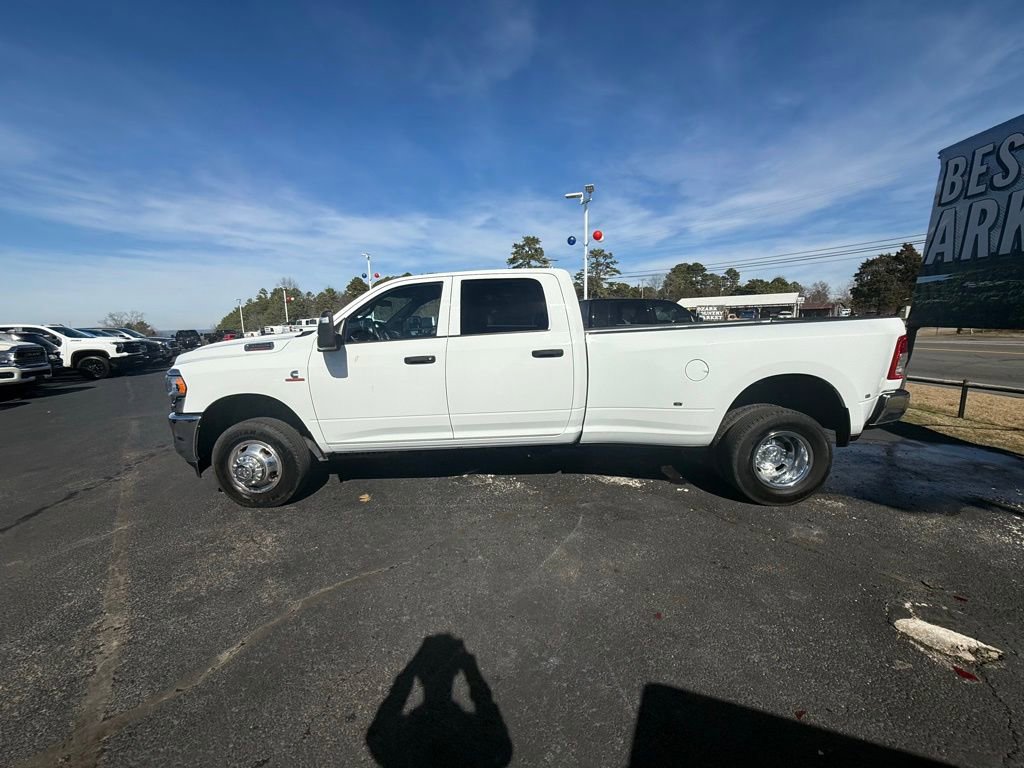 Used 2024 RAM 3500 Tradesman w/ Chrome Appearance Group image 10