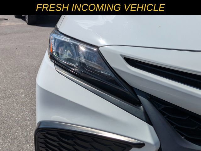 Used 2023 Toyota Camry SE FWD image 8