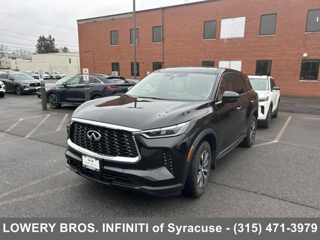 Certified 2025 INFINITI QX60 Pure w/ Cargo Package