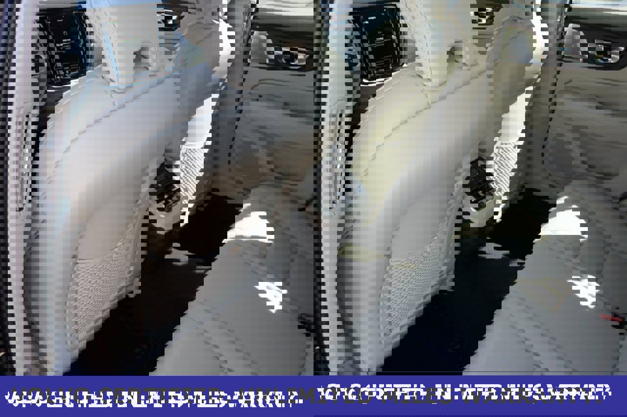 New 2025 Volvo V60 B5 Cross Country Ultra w/ Protection Package Premier image 22