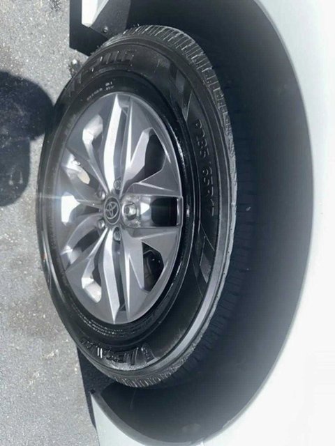 Used 2023 Toyota Sienna XLE image 21