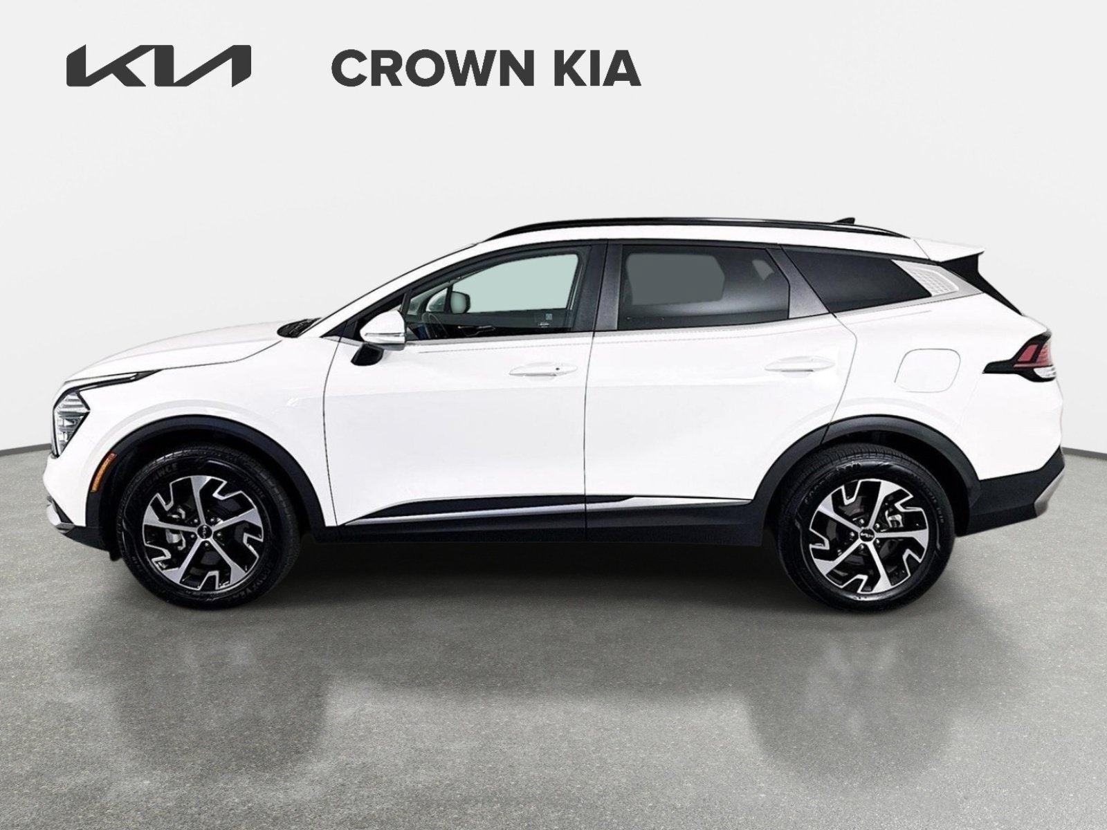Certified 2025 Kia Sportage EX w/ EX Premium Package AWD/4WD image 8
